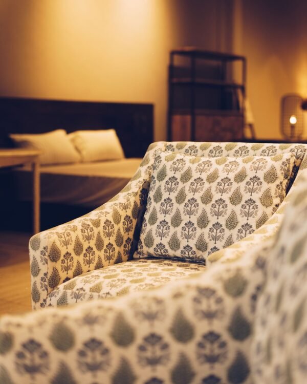 Oasis Accent Chairs_05_result