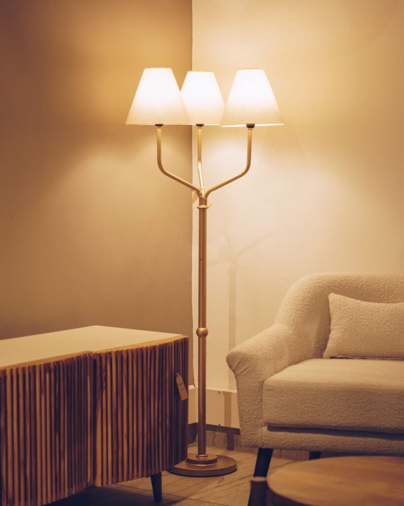 Santana_Showroom_May-70_result