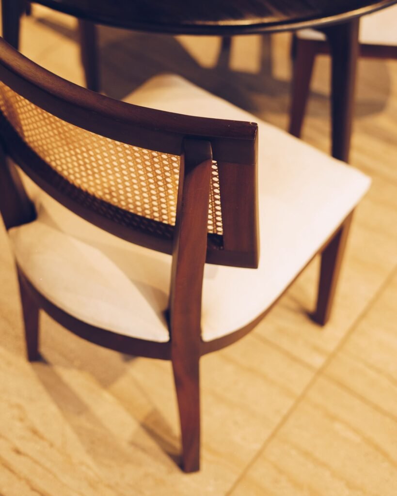 The Curve Dining Chair_03_result