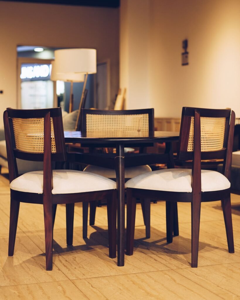 The Curve Dining Chair_result
